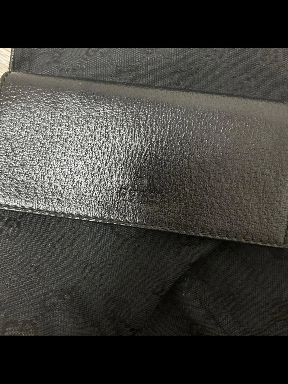 Gucci Black Messenger Bag with Red and Green Web Strap - Picture 2 of 15